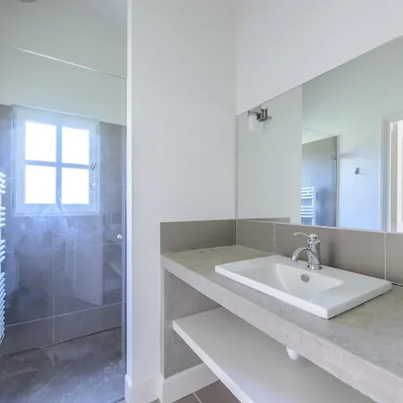 Mas Des Flaux Beautiful Authentic House With Tennis Court * Oppede