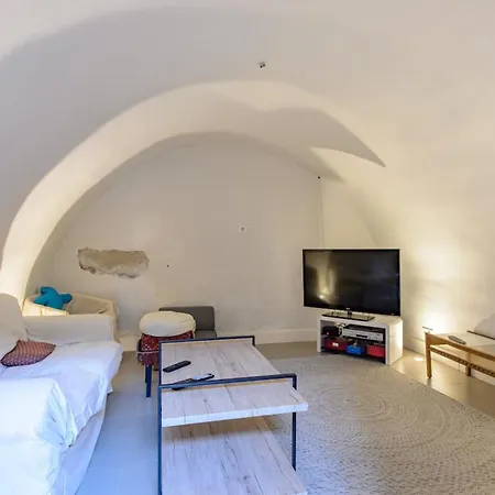 Mas Des Flaux Beautiful Authentic House With Tennis Court Holiday home